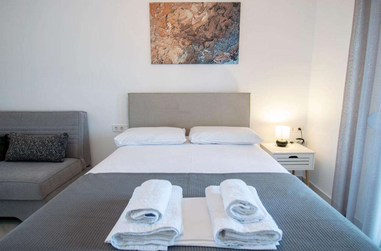 Nikiti Central Suites By Travel Pro Services - Nikiti Halkidiki Bagian luar foto