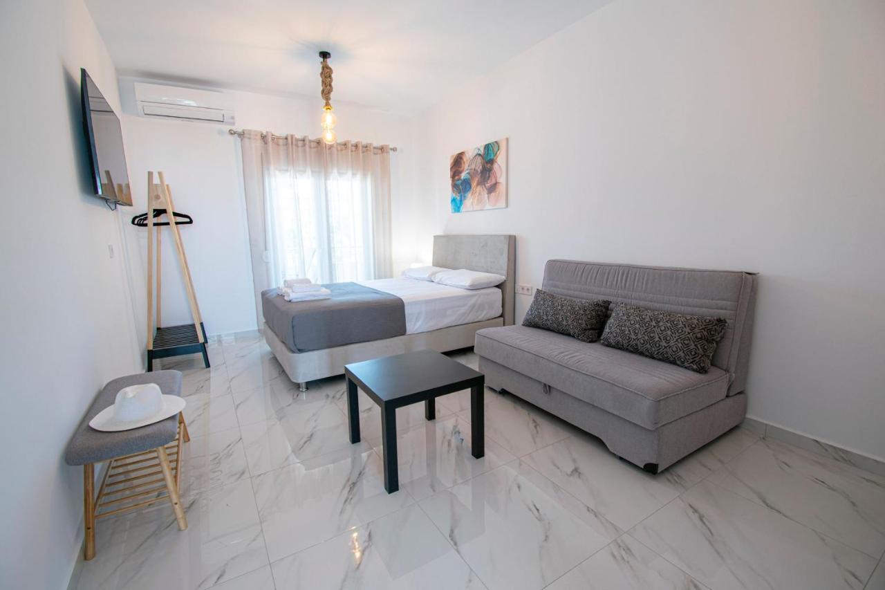 Nikiti Central Suites By Travel Pro Services - Nikiti Halkidiki Bagian luar foto